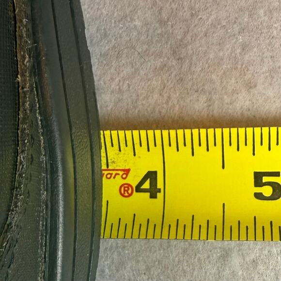 Nike ACG Woodside 2 Winter Rain Boots Youth Size 4.5 Black & Pink 524876-600 - Picture 9 of 10